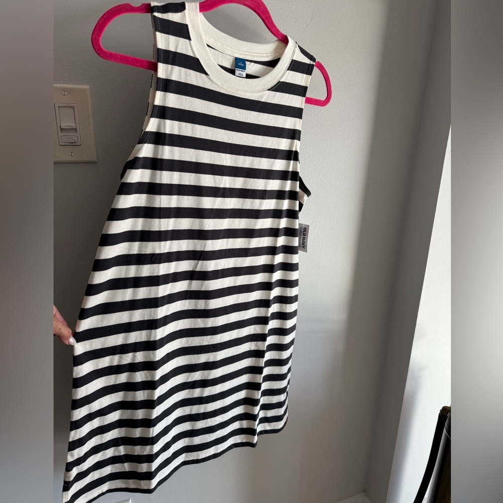 Old Navy Black & White Striped Mod Style Sleeveless Mini T-Shirt Tank Dress SM P - Picture 4 of 10